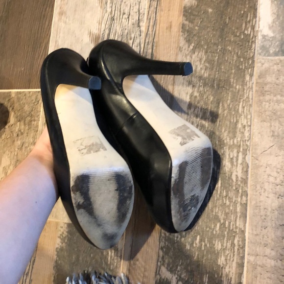 BAKERS black platform heels *EUC* - Picture 4 of 5